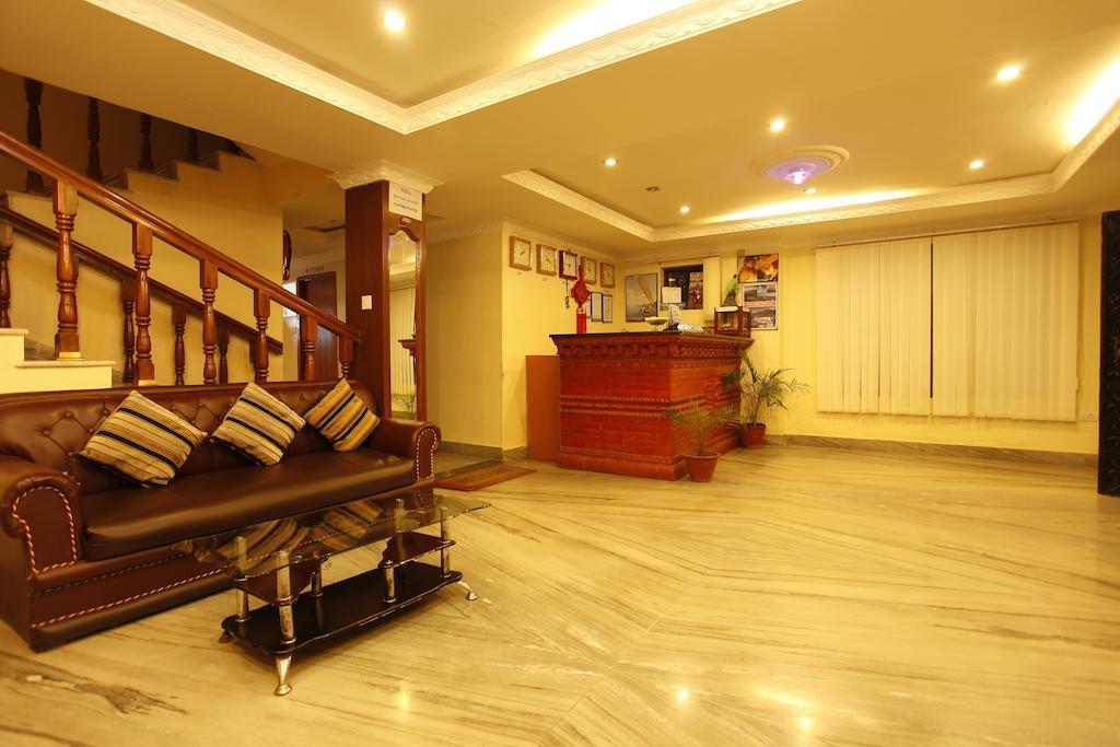 Hotel Family Home Pokhara Ngoại thất bức ảnh