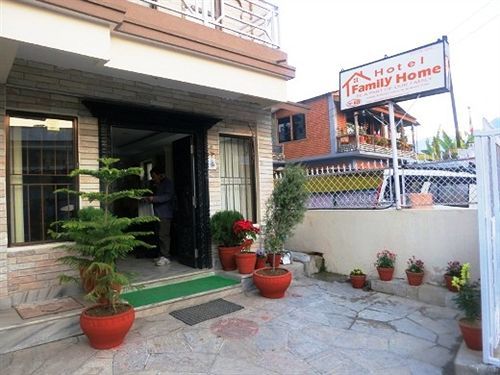 Hotel Family Home Pokhara Ngoại thất bức ảnh